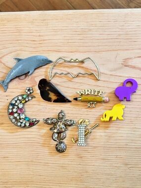 Mixed Lot of 9 Fun Metal and Plastic Brooches